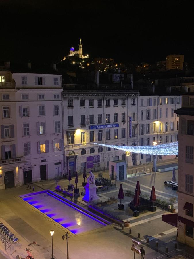 Le Phocéen : T4 Balcon Vue Vieux-port *